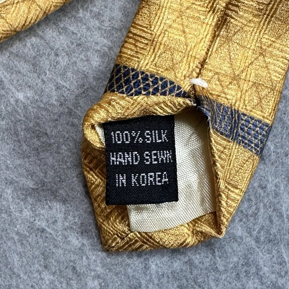 Esquire 100% Silk Gold Blue Striped Necktie Made in Korea Vintage 58x3.75in